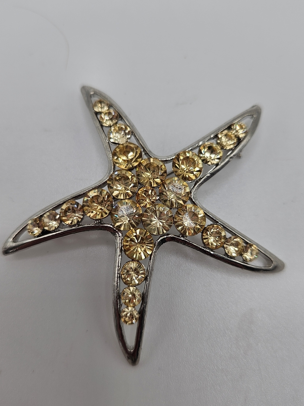 VINTAGE Silver Tone Yellow Rhinestone Starfish Brooch Pin Ocean